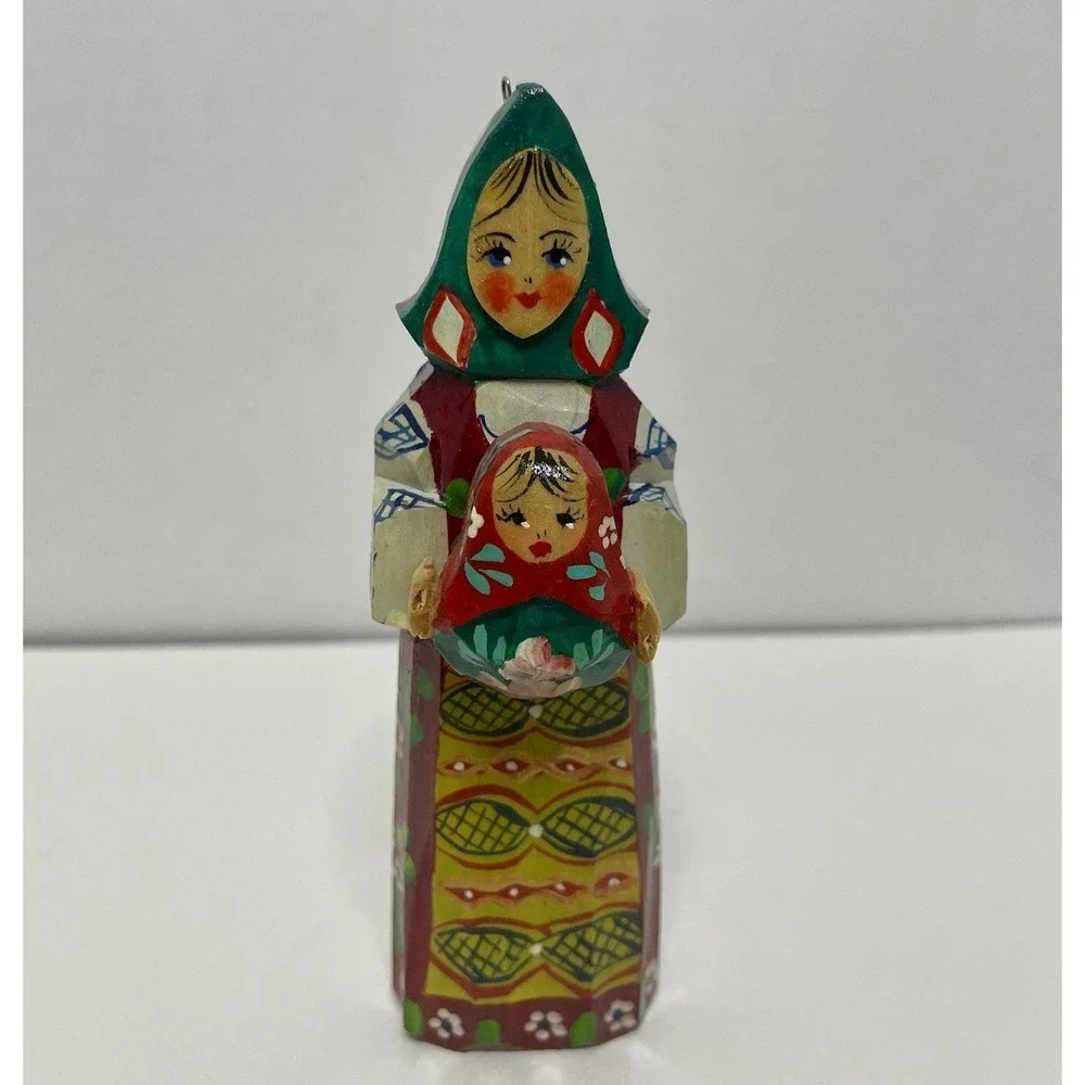 Russian Hand Carved Signed Ceprueb Nocag Mother & Baby Ornament 5